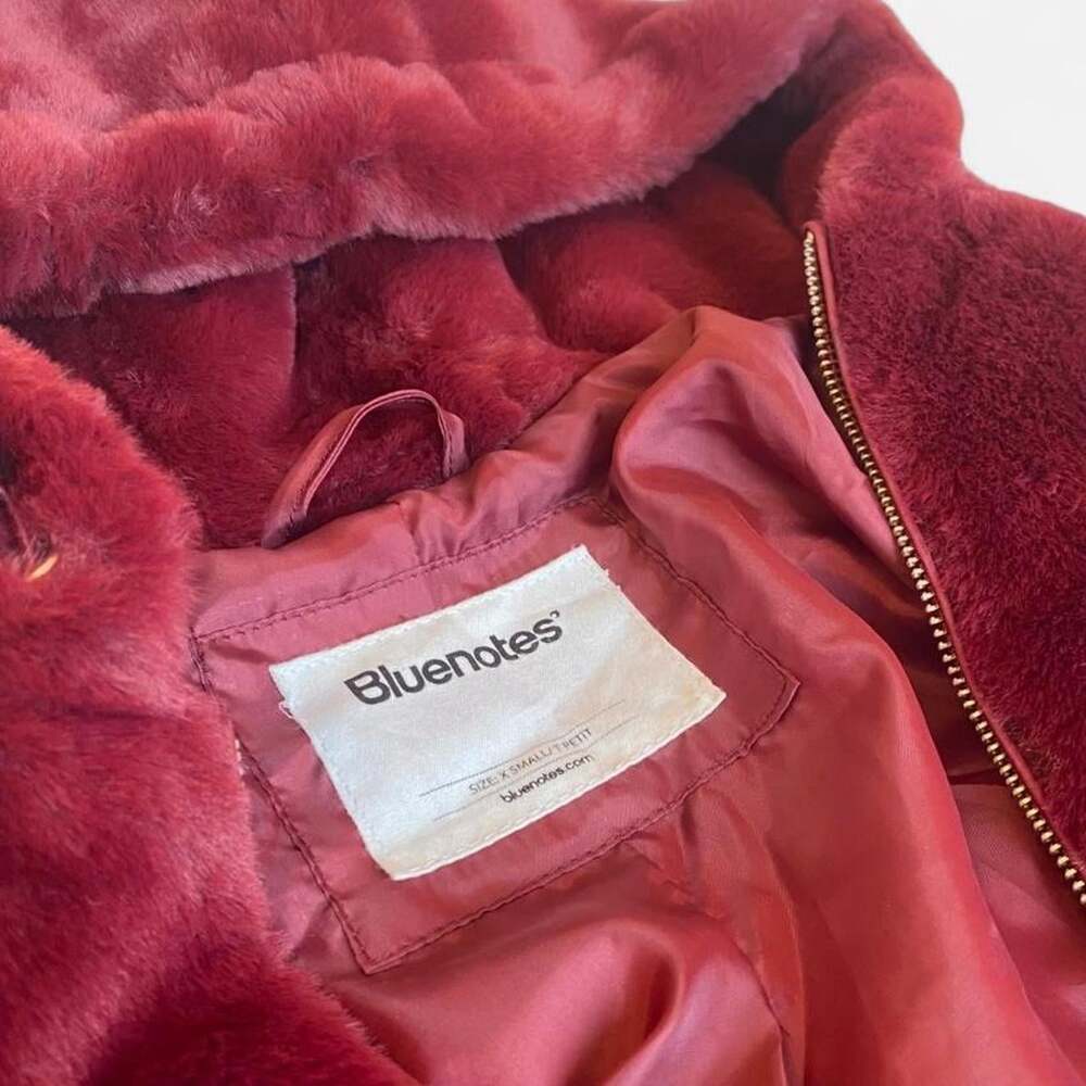 dark red faux fur jacket from bluenotes - Picture 6 of 7
